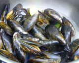 Foto del paso 4 de la receta: Mejillones con salsa de tomate y especias