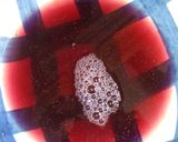 Foto del paso 2 de la receta: Corona roja al Oporto con frutas y nata