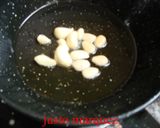 Foto del paso 2 de la receta: Muslo de pollo con dátiles y beicon