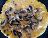 Foto del paso 3 de la receta: Omelette de champiñón 