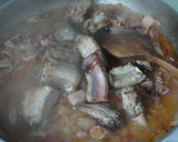 Foto del paso 4 de la receta: Fideos con costilla y marisco