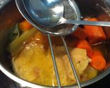 Foto del paso 4 de la receta: Sopa de fideos con caldo de pollo