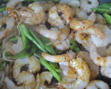 Foto del paso 4 de la receta: Fideos con gambas y judías