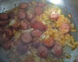 Foto del paso 3 de la receta: Guiso de calamares con chorizo y patatas
