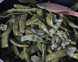 Foto del paso 3 de la receta: Judías salteadas con ajo y jengibre