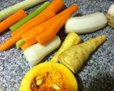 Foto del paso 1 de la receta: Caldo de verduras casero con jamón