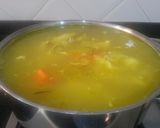 Foto del paso 6 de la receta: Caldo de pollo curativo
