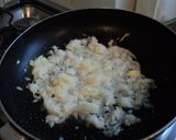 Foto del paso 3 de la receta: Corbatitas en salsa alfredo criolla