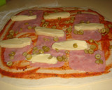 Foto del paso 2 de la receta: Pizza rellena arrollada