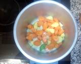 Foto del paso 2 de la receta Crema de verduras y zanahorias