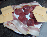 Foto del paso 1 de la receta: Solomillo ibérico prensado con bacon y queso