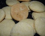 Foto del paso 5 de la receta: Alfajores de maicena para principiantes