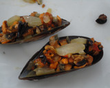 Foto del paso 4 de la receta: Mejillones gallegos rellenos
