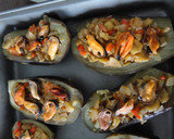 Foto del paso 7 de la receta: Berenjenas rellenas de mejillones en salsa de cúrcuma