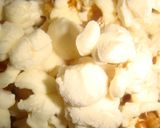 Foto del paso 3 de la receta: Pochoclos acaramelados 
