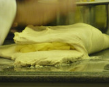 Foto del paso 4 de la receta: Masa de hojaldre común