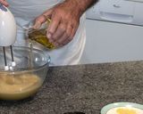 Foto del paso 1 de la receta: Magdalenas con harina integral