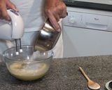 Foto del paso 2 de la receta: Magdalenas con harina integral