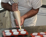 Foto del paso 3 de la receta: Magdalenas con harina integral