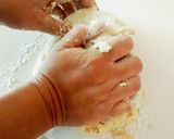 A picture of step 3 of Churrascas (Chilean Skillet Bread).