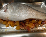 Foto del paso 5 de la receta: Dorada rellena