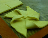 Foto del paso 2 de la receta: Hojaldre rosas y crema