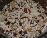 Foto del paso 4 de la receta: Arroz blanco con setas y pasas