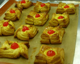 Foto del paso 10 de la receta: Hojaldre rosas y crema
