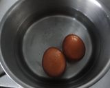 Foto del paso 1 de la receta: Huevos marmolados