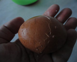 Foto del paso 4 de la receta: Huevos marmolados