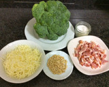 Foto del paso 1 de la receta: Brócoli gratinado con bacon y piñones AMC