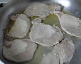 Foto del paso 2 de la receta: Escalopes de cerdo con salsa de limoncello
