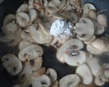 Foto del paso 3 de la receta: Champiñones a la cerveza