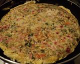 Foto del paso 9 de la receta: Tortilla vienesa con tallos de acelga y verduras al cilantro