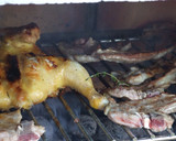 Foto del paso 2 de la receta: Pollito parrillero y chuletas de cordero a la brasa