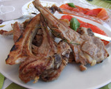 Foto del paso 4 de la receta: Pollito parrillero y chuletas de cordero a la brasa