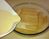 Foto del paso 3 de la receta: Postre de leche condensada y vainillas