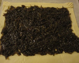 Foto del paso 2 de la receta: Hojaldre de cebolla confitada y queso de cabra