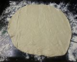 Foto del paso 1 de la receta: Pizza con picadillo, salsa barbacoa y huevo frito