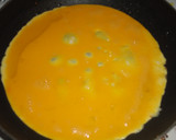 Foto del paso 3 de la receta: Tortilla de setas y queso