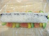 Sushi uramaki arcoiris