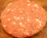 Foto del paso 2 de la receta: hamburguesa de pollo con jamon york y queso