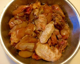 Foto del paso 1 de la receta: Pollo marinado en salsa de soja y lima