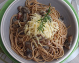 Foto del paso 6 de la receta: Spaghetti con boletus y queso cheddar maduro