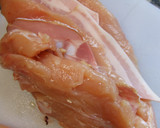 Foto del paso 1 de la receta: Pechugas de pollo con lima al orégano