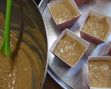 Foto del paso 4 de la receta: Pastelitos navideños de tres harinas al aroma de limón y canela