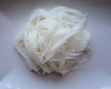 Foto del paso 7 de la receta: Tallarines de arroz acompañados de angulas del monte