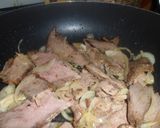 Foto del paso 4 de la receta: Pan árabe con carne y cebollas