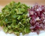 Foto del paso 1 de la receta: Raviolis rellenos de espinacas acompañados de cebolla y mermelada de pimientos verdes