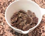 Foto del paso 1 de la receta Trufas de chocolate con ron